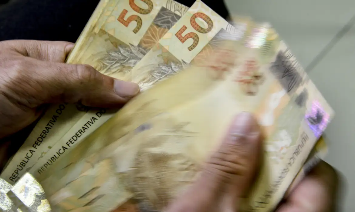 Leia mais sobre o artigo PIB cresce 1,4% no primeiro trimestre de 2025