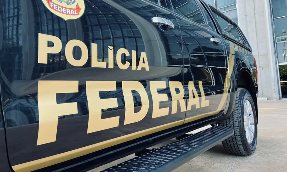 Leia mais sobre o artigo PF apura fraudes em licitações e desvio de recursos públicos