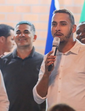 Leia mais sobre o artigo Viagens sob suspeita: Vereador denuncia possível irregularidade em diárias do Secretário de Cultura