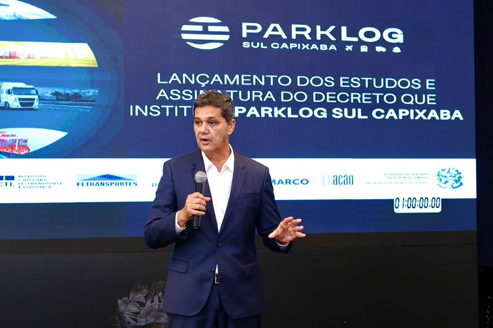 Leia mais sobre o artigo Governador Ricardo assina decreto e lança estudos do ParkLog Sul Capixaba