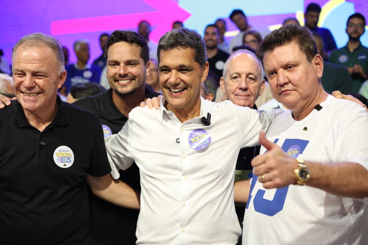 Leia mais sobre o artigo Aclamado por multidão, Ricardo é confirmado à reeleição destacando “Pacto com o Futuro”