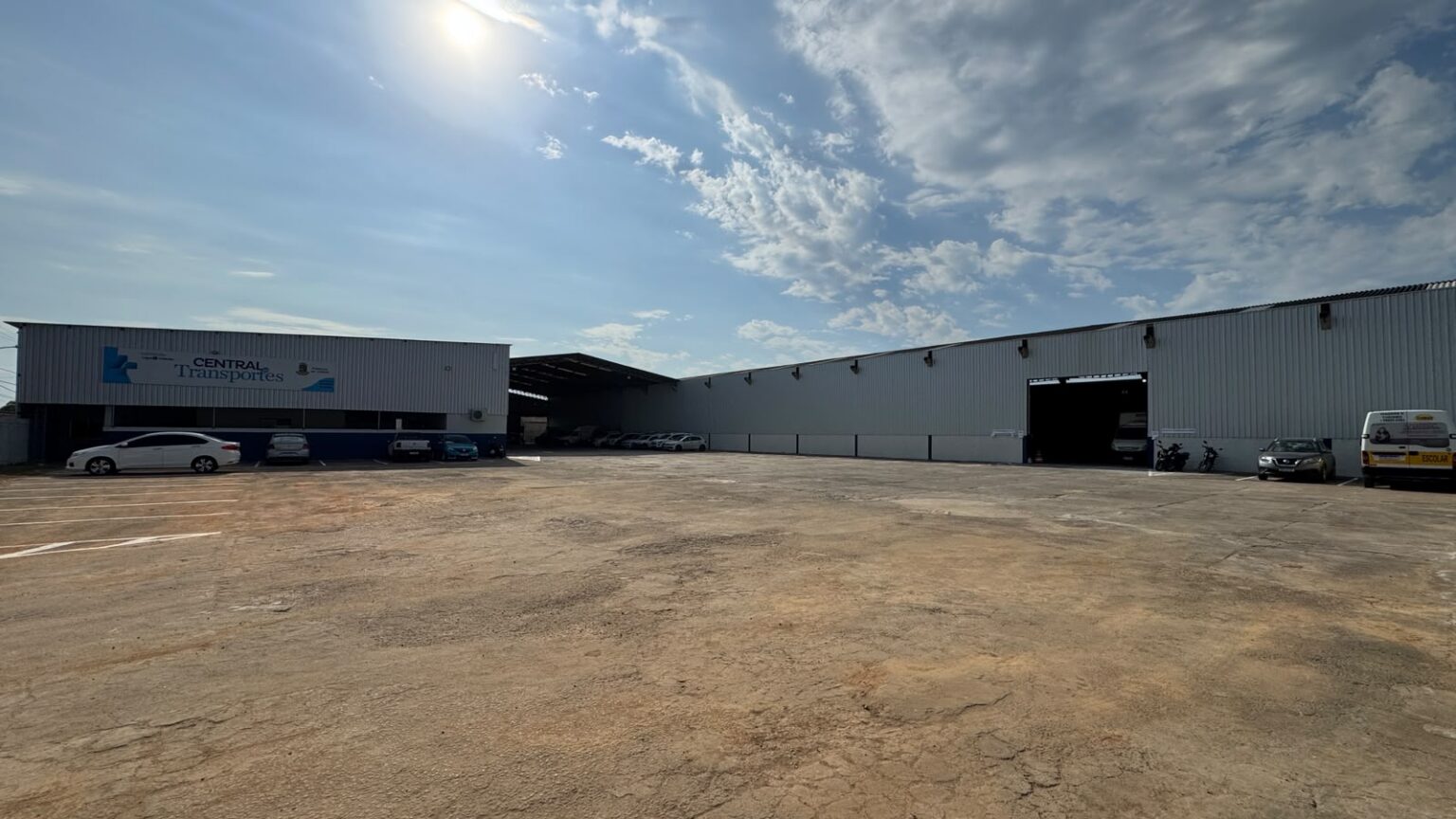 Leia mais sobre o artigo Saúde de Linhares centraliza almoxarifados em novo Centro de Distribuição no Palmital